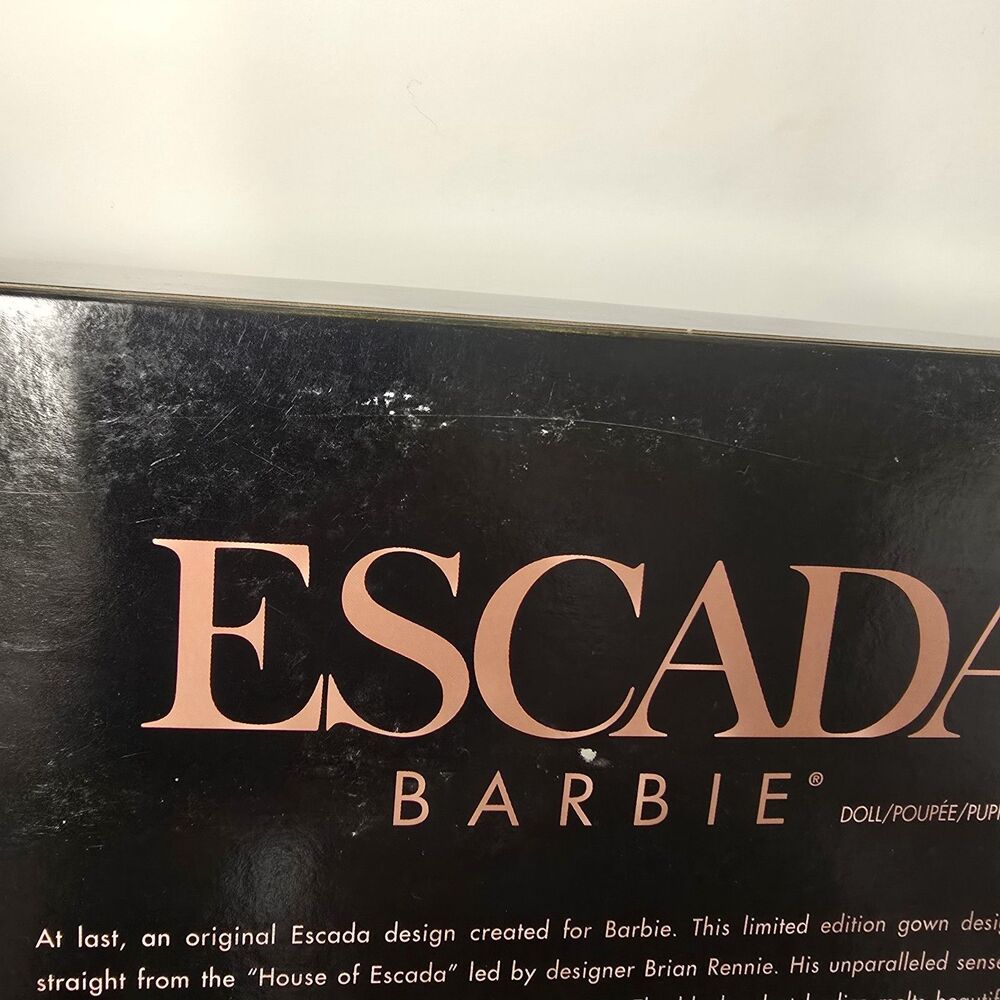 VTG Escada Limited Edition Barbie Doll 1996 Mattel NRFB - Picture 10 of 15
